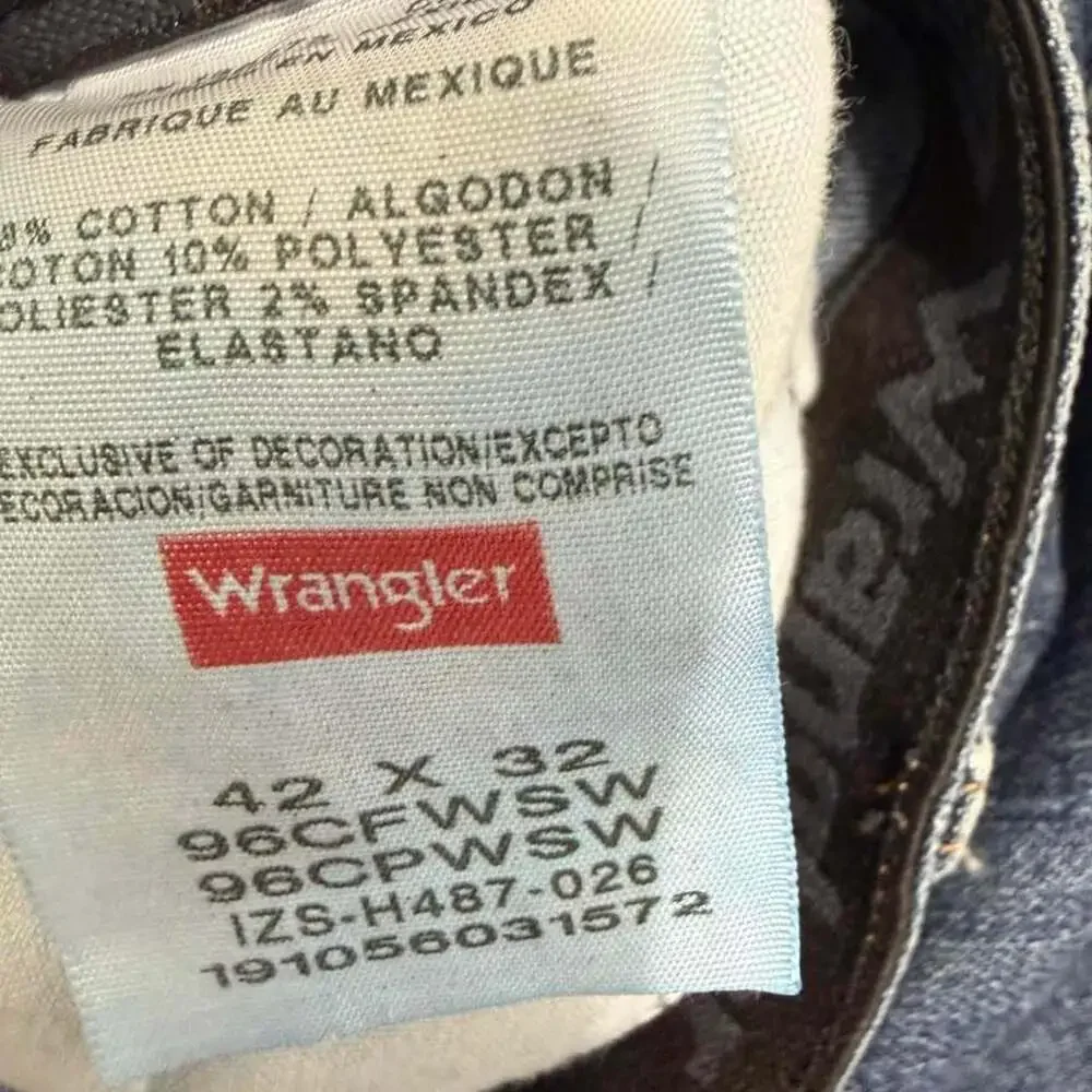 Wrangler Premium Quality Denim Jeans 42x32 Comfort Comfort Guaranteed